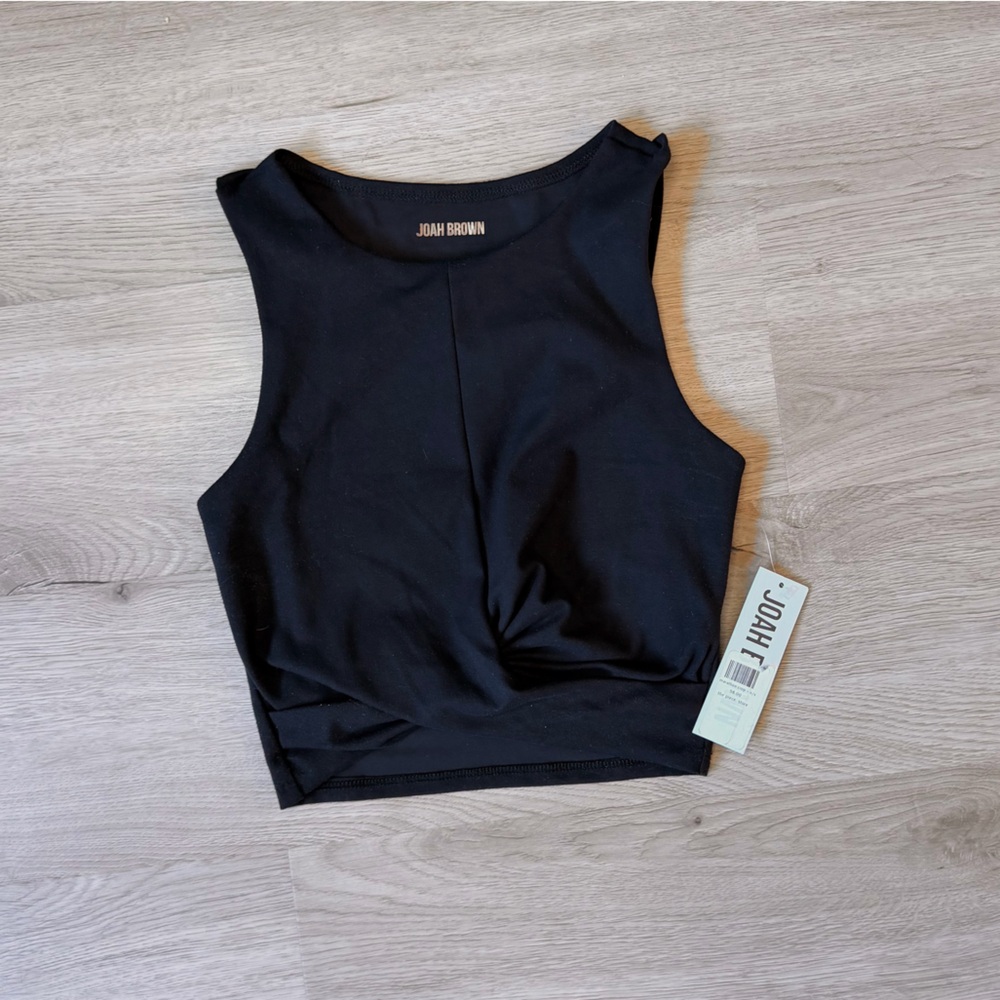 NWT Joah brown marathon crop